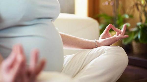 تمرینات یوگا در دوران بارداری