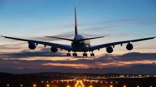 باند فرودگاه مشهد پس از ترکیدگی های مکرر لاستیک هواپیما اصلاح شد